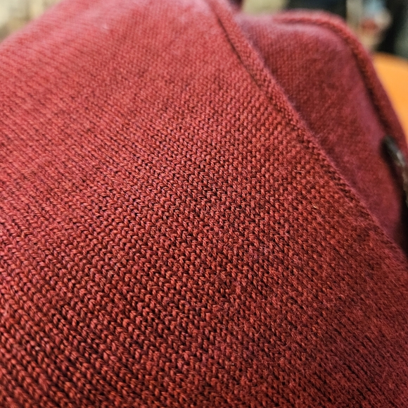 Eileen Fisher 100% Merino Wool Burgundy Tunic Sweater XS - Picture 7 of 11